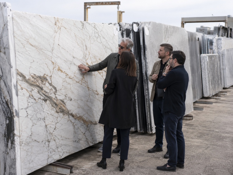 How to Plan Reserve Slabs for Natural Marble Projects Before Production